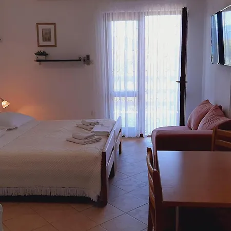 Appartamento Ida Sućuraj
